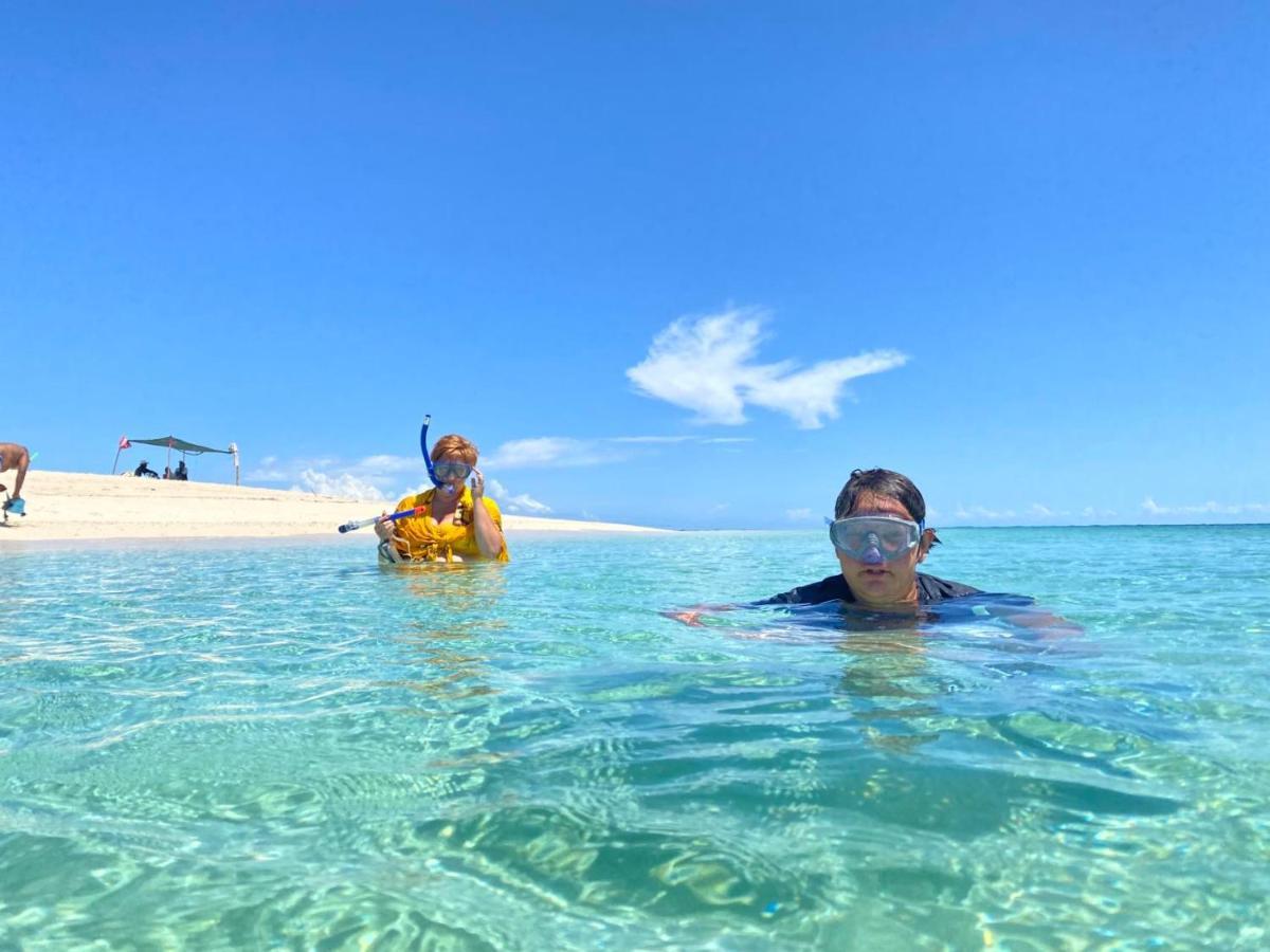 Lui Ushongo Beach House Pangani Esterno foto